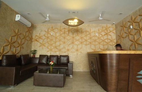 Madhapur Bed & Breakfast | Lariviera falcon nest in Madhapur