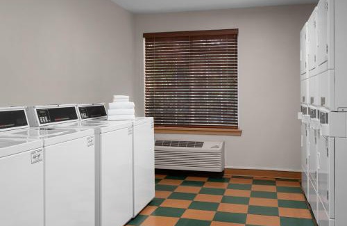 Downtown Hotel | Larkspur Landing Extended Stay Suites Campbell