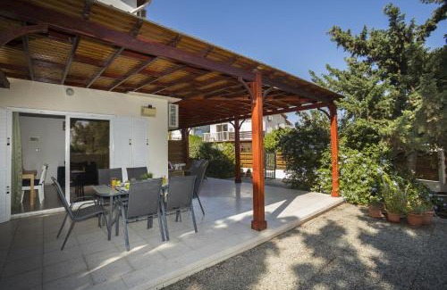 Pervolia Villa | Larnaca Villa Marina