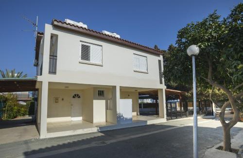 Pervolia Villa | Larnaca Villa Marina