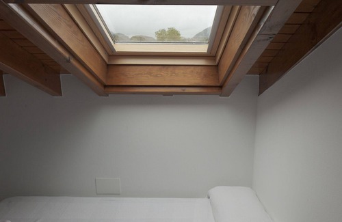 Villar de Huergo Cottage | Larrionda 1. Spacious and bright.