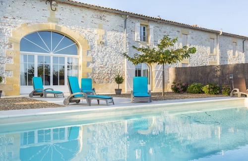 Saint-Avit-Saint-Nazaire Villa | Lartigue - Four Bedroom Villa, Sleeps 8