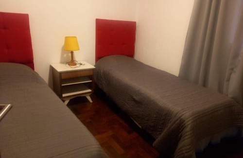 Villa Carlos Paz Apartment | LAS 3 B (BUENO,BONITO Y BARATO)