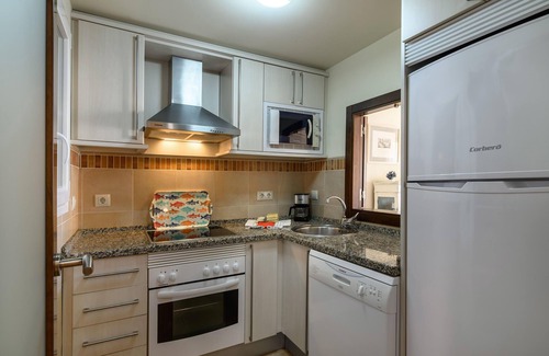 Ayamonte Apartment | Las Arenas - Haraganes Beach HLHA61P58