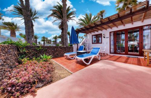 Playa Blanca House | Las Brisas complex, Villa 104
