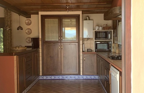 Villamartin Cottage | Las Colmenillas cottage for 9 people