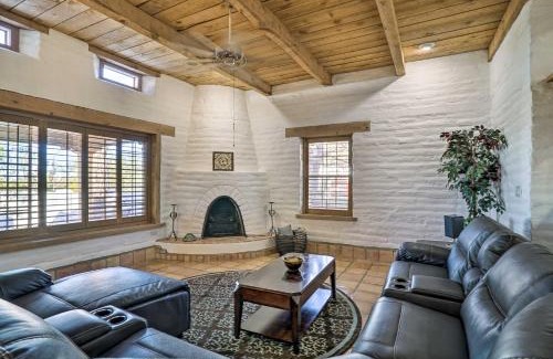 Mesilla Park House | Las Cruces Home La Casa Blanca with Courtyard