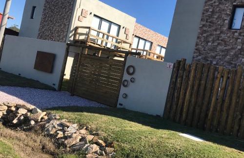 La Pedrera Apartment | LAS ESTEÑAS , casas del mar