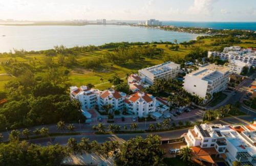 Zona Hotelera Apartment | Las Gaviotas Hotel and Suites
