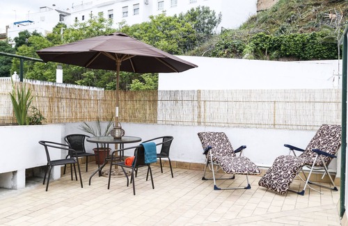 Arcos de la Frontera Condo | Las Nieves House II. Quiet, Central and Bright Apartment with Terrace