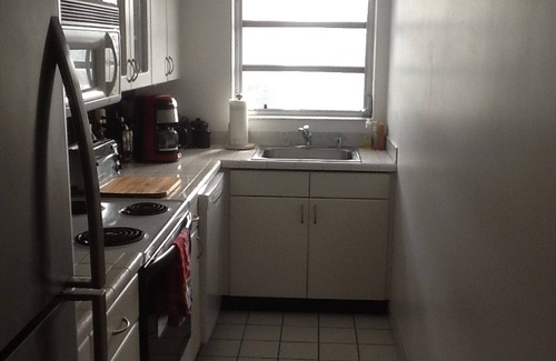Nurmi Isles Condo | Las Olas 2-bedroom condo overlooking canal in sunny, tropical Ft Lauderdale
