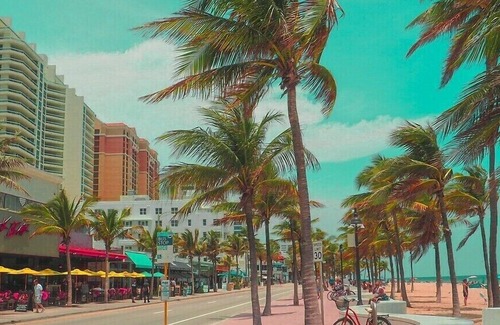 Central Fort Lauderdale House | Las olas 3br 2bath sleeps 6!! near the beach and cruises