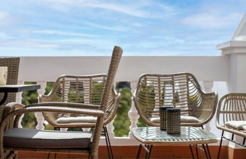 Oasis del Capistrano Apartment | Las Palmas 4b Oasis Properties