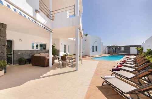 Costa Teguise Villa | Las Perseidas