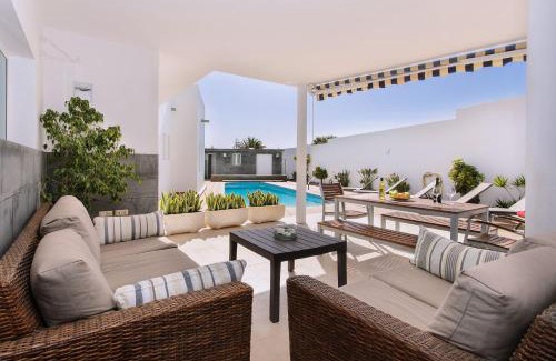 Costa Teguise Villa | Las Perseidas