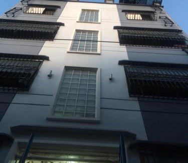 Las Pinas Bed & Breakfast | Las Pinas Serviced Apartment