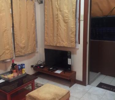 Las Pinas Bed & Breakfast | Las Pinas Serviced Apartment