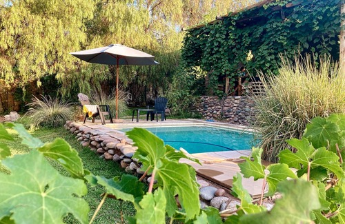 Lujan de Cuyo Cottage | Las Pircas, country house with private pool, surrounded by wineries and vineyards.