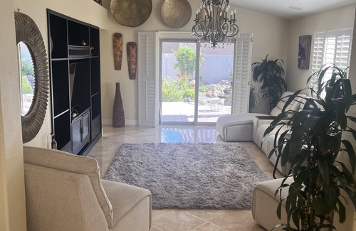 Sunrise Manor House | Las Vegas in style. 10 min from the strip