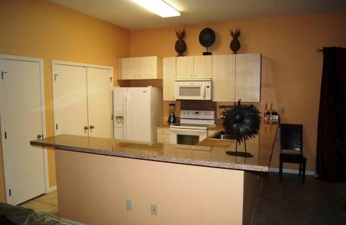 South Padre Island Apartment | Las Verandas #204 close to Clayton's beach bar
