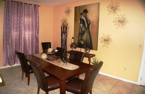 South Padre Island Apartment | Las Verandas #204 close to Clayton's beach bar