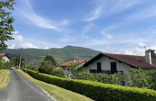 Saint-Jean-Pied-de-Port House | LASAI - SAINT-JEAN-PIED-DE-PORT
