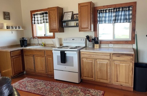 Walla Walla House | Lasater Ranch Bunkhouse- close to town & wineries!