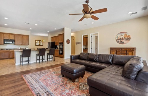 Power Ranch House | Last Call for Summer - 10% Off All August Stays!