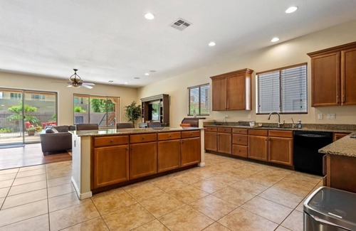 Power Ranch House | Last Call for Summer - 10% Off All August Stays!