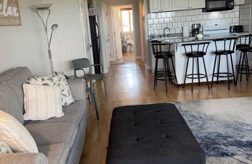 Port Clinton Condo | LAST CHANCE! Pool and hot tub open till Oct 6. Winter rentals available.