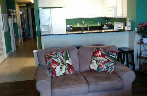 Panama City Beach Condo | Last min. Aug 14-22 only USD135 Wkdy, 162 Wkndy, 995 weekly +cln&pking+fee+tax
