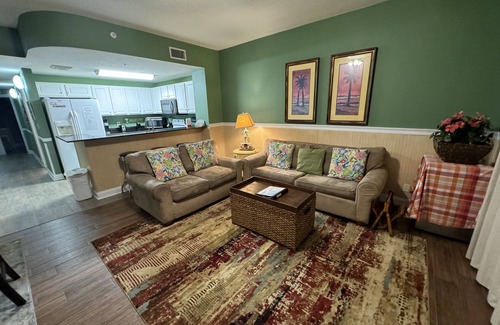 Panama City Beach Condo | Last min. Aug 14-22 only USD135 Wkdy, 162 Wkndy, 995 weekly +cln&pking+fee+tax
