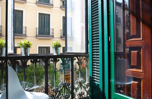 Centro Apartment | Last min rate Bright Central Goya Elegant Sol Suite