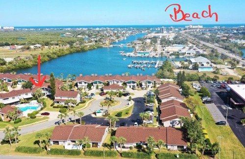 New Smyrna Beach House | 🧜‍♀️Last Minute Deals 🌴SLEEPS 7-POOL-CLOSE 2 FLAGLER🐬n GARAGE