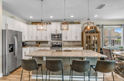 West Kissimmee Villa | Last Minute Disney Getaway! Villa with Private Pool & Hot Tub. Book Now! #65993
