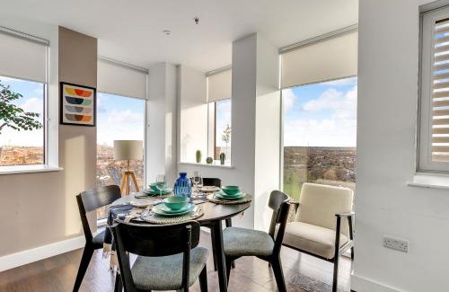 Merton Apartment | Last-Minute Escape l Sleeps Up to 6 l Stylish City Views Near Station by Capital Retreat Short lets & Serviced Accommodations