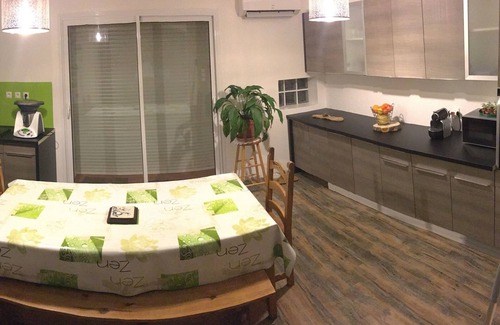 Terrats House | Last minute from 24 to 31/8 House 150m², 3 Bedrooms, swimming pool, air conditioning.