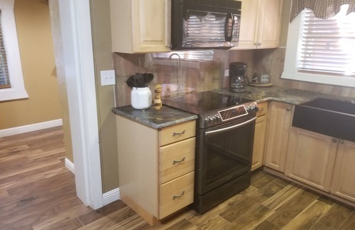 Pigeon Forge Cabin | Last Minute Rate Discount!nAugust & September nMountain Getaway nBook Now!n nn