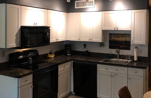 North Wildwood Condo | Last week of Sept avail - Discounted Rate!