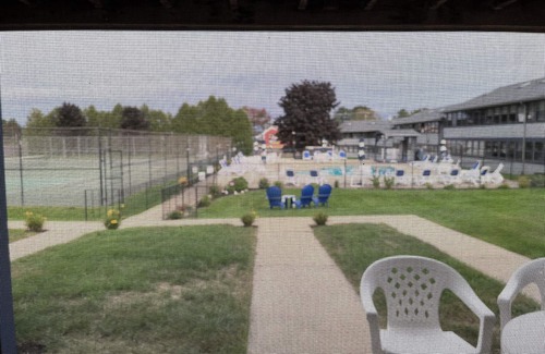 Wells House | Last week of summer, Sept 12-19, 2 BR townhouse rental in Wells, Maine. NO PETS.
