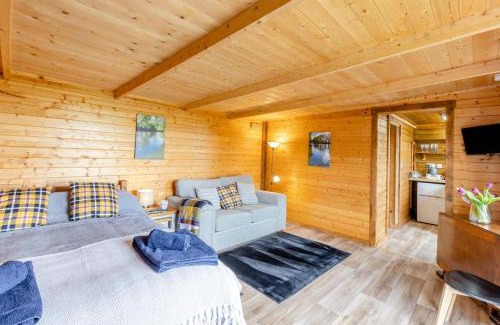 Latchley House | Latchley Meadows Lodge