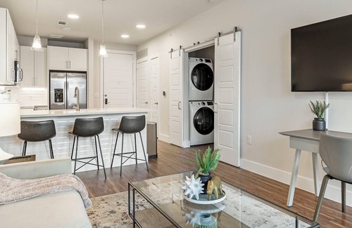 Wetmore Apartment | LaTierna 1BD 4 - One Bedroom Apartment, Sleeps 2