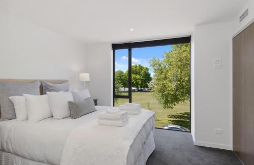 Christchurch City Centre Apartment | Latimer View Apartment