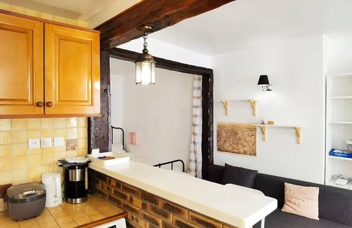 5th Arrondissement Apartment | Latin Quarter Stay for 4 near Panthéon/Near Metro/Paris Centre
