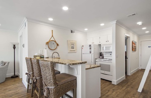 Fort Bay Condo | Latitude 16 - Spectacular oceanfront views!1BD/2BA. Sleeps 6
