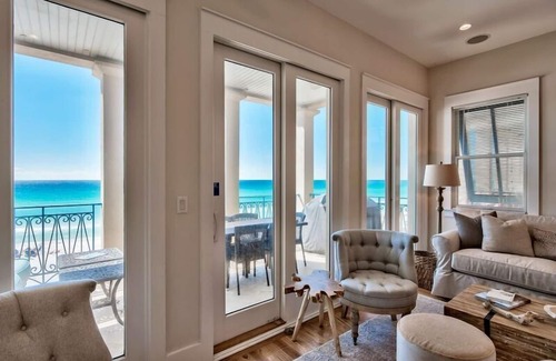 Frangista Beach House | LATITUDE ADJUSTMENT -PRIVATE POOL-ELEVATOR-BEACH SERVICE