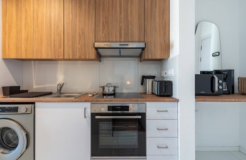 Larnaca City Centre Apartment | Latte's Prime 1-Bedroom Apartment in Larnaca