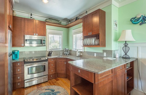 Carrabelle Condo | Lattitude Adjustment 1BR/2BA condo