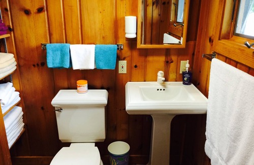Lauderdale Lakes Cabin | Lauderdale Lakes (Green Lake) -Lake Front Home-Gorgeous Views!