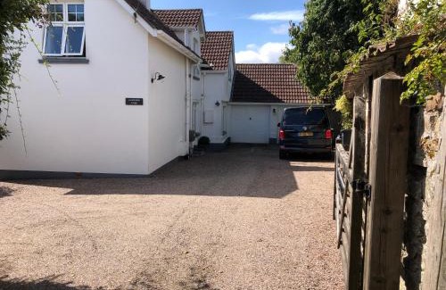 Barnstaple House | Lauderdale lodge barnstaple